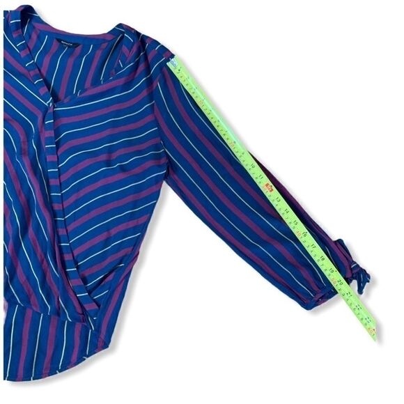 Rw&co Crossover Blouse - Picture 8 of 9